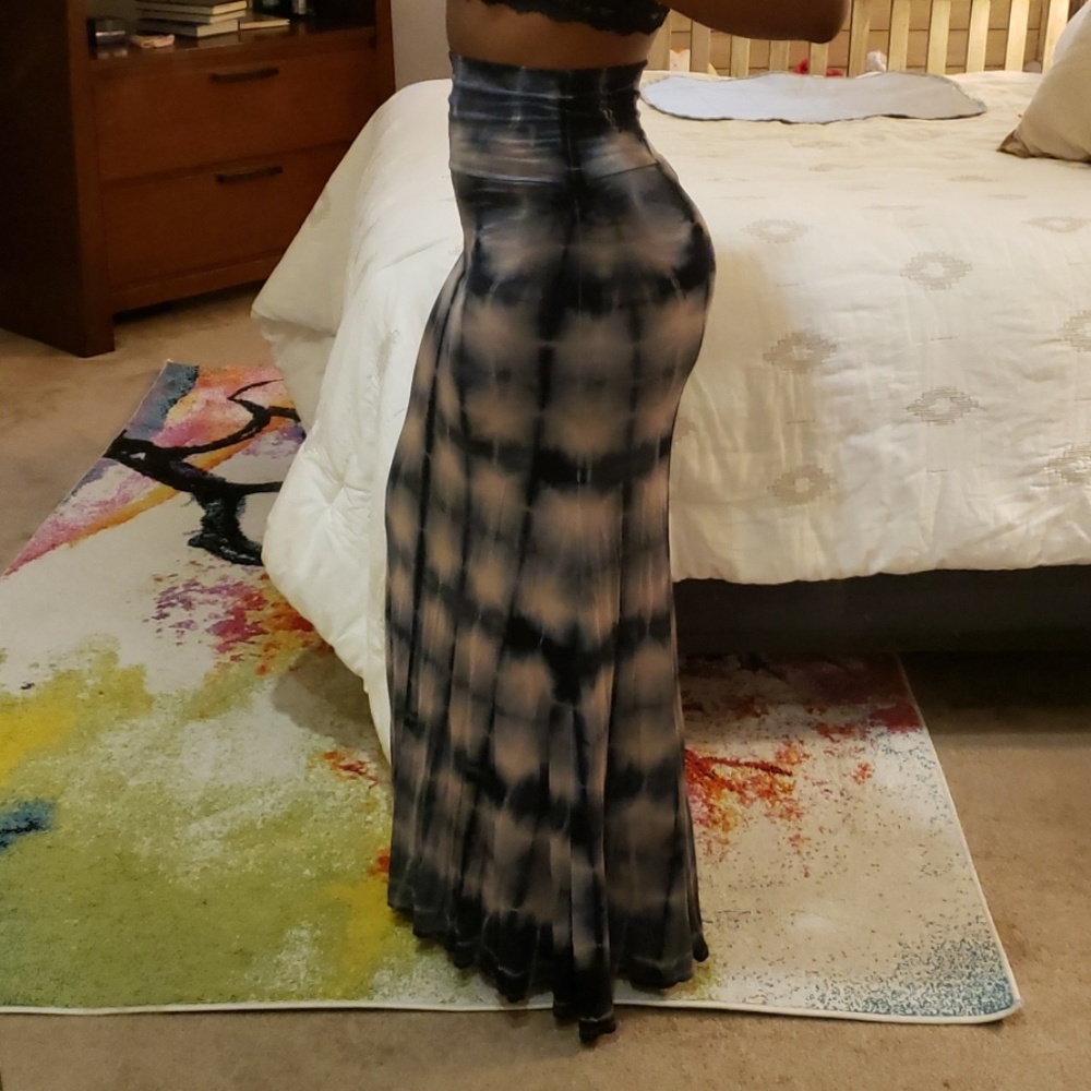 Tie Dye Maxi Skirt - Picture 1 of 3
